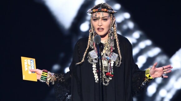 Madonna faz tributo à Aretha Franklin no VMA 2018: 'Vida longa à Rainha'