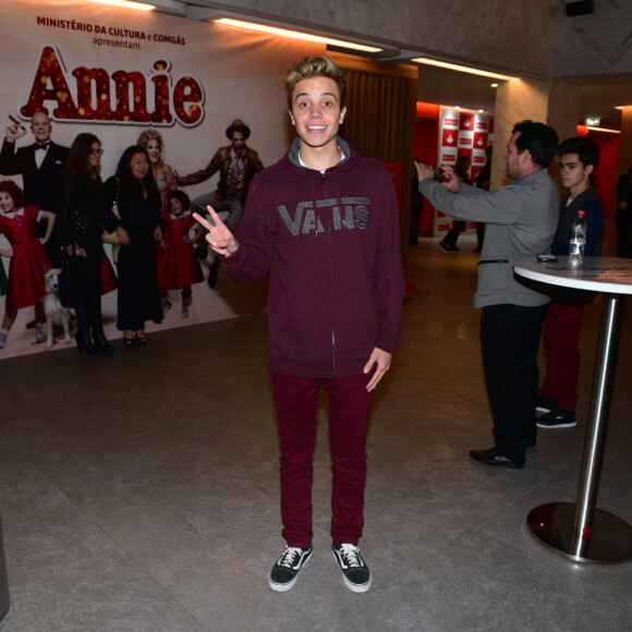 Leo Cidade mudou o visual e adotou cabelo mais claro: 'Todo loirinho'
