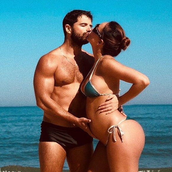 Sabrina Sato e Duda Nagle ainda não escolheram o nome da filha