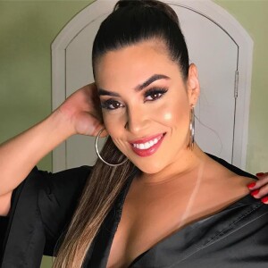 Naiara Azevedo foi vítima de bullying na escola aos 16 anos