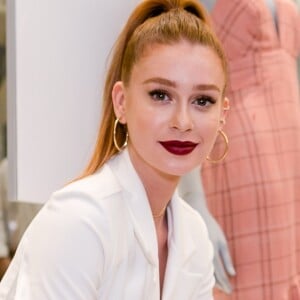 Enquanto se prepara para 'O Sétimo Guardião', Marina Ruy Barbosa lançou sua nova coleção em parceria com a Colcci