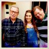 Com uma tripla postagem em seu instagram, Carolina Dieckmann homenageou seu pai, avó e os pais de seus filhos, Davi (Marcos Frota) e José (Tiago Worcman)