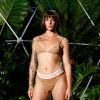 Semana de Moda de Nova York: lingerie nude ganha status sexy pelas mãos de Rihanna