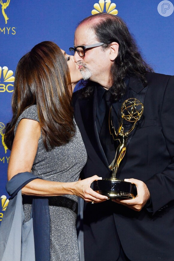 Glenn Weiss e Jan Svendsen trocaram beijos no Emmy Awards