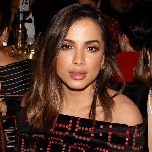 Anitta explica por que não fica hospedada em hotéis: 'Não aguento. Todo final de semana tem show e é um hotel diferente. Então, quando eu recebi o convite automaticamente procurei um apartamento porque eu fico lá 15, 20 dias, direto'
