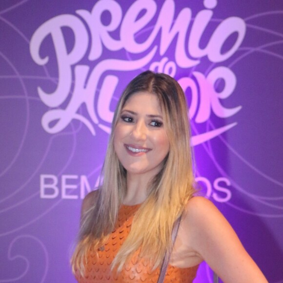 Dani Calabresa pediu a torcida dos fãs nas redes sociais: 'Pedra no rim mais cirurgia. Rezem para eu conseguir dançar funk domingo'