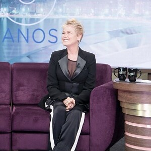 Xuxa Meneghel cogita aposentadoria: 'Toda hora penso em aposentar as botas; Quero ser avó, namorar, viajar com ele (Junno)'