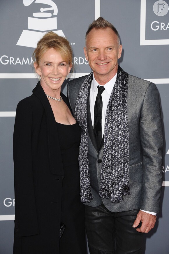 Sting apareceu com a mulher Trudie Styler no tepete vermelho do Grammy 2013