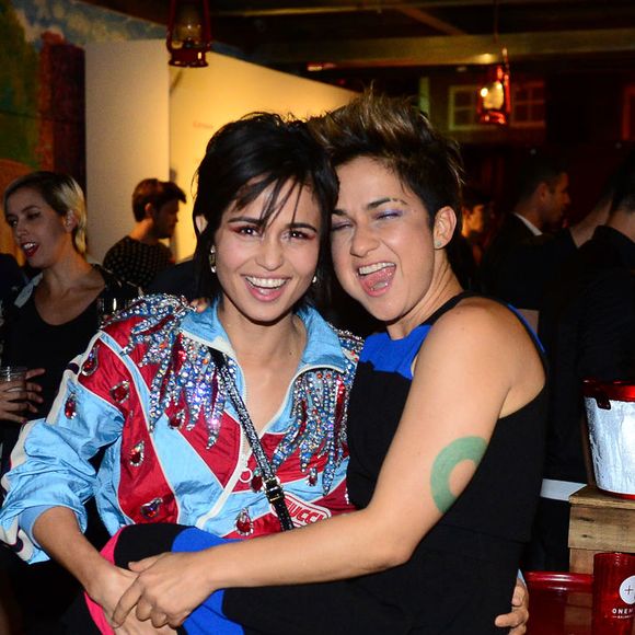 Nanda Costa foi homenageada pela namorada, Lan Lanh, pelo aniversário de 32 anos nesta segunda-feira, 24 de setembro de 2018