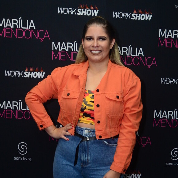 Marília Mendonça lamentou que a família recebeu ameaças após o post político