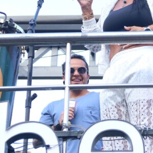 Gretchen Mranda participa de Parada LGBT