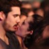 Nicolas Prattes e Juliana Paiva não rotulam o relacionamento após serem flagrados aos beijos