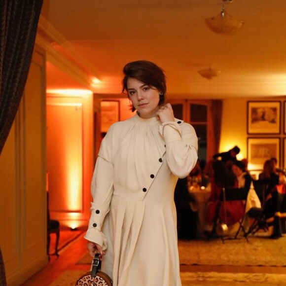 Esta foi a primeira vez que Alice Wegmann assistiu a um desfile de Semana de Moda