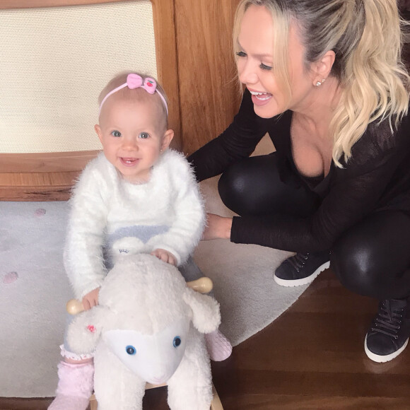 Filha de Eliana foi batizada na Basílica de Nossa Senhora Aparecida, em São Paulo