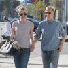 Ellen DeGeneres e Portia De Rossi caminham juntas em Los Angeles, nos EUA
