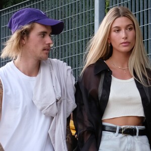 Justin Bieber e Hailey Baldwin planejam casamento religioso para o ano que vem