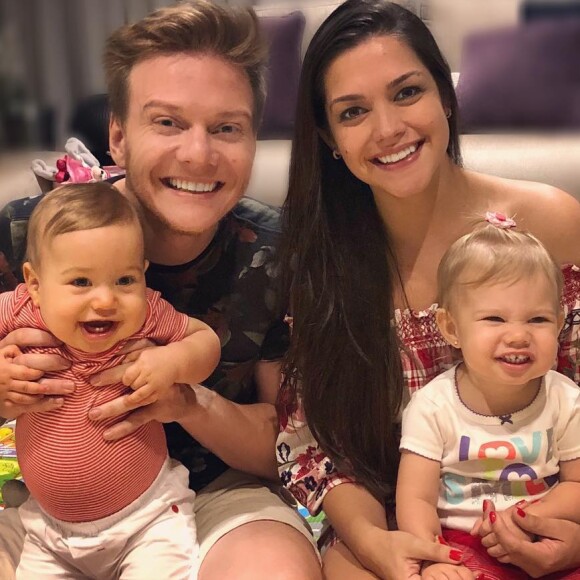 Thais Fersoza e Michel Teló afastaram os planos de ter mais filhos