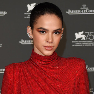 Bruna Marquezine rebateu comentários que de estaria magra demais