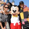 Bruna Marquezine visitou a Disneyland de Paris com Neymar