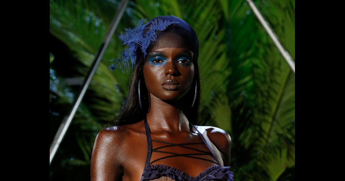 Aos 22 anos, a modelo australiana Duckie Thot é uma das mais novas  embaixadoras da L'Oréal Paris - Purepeople