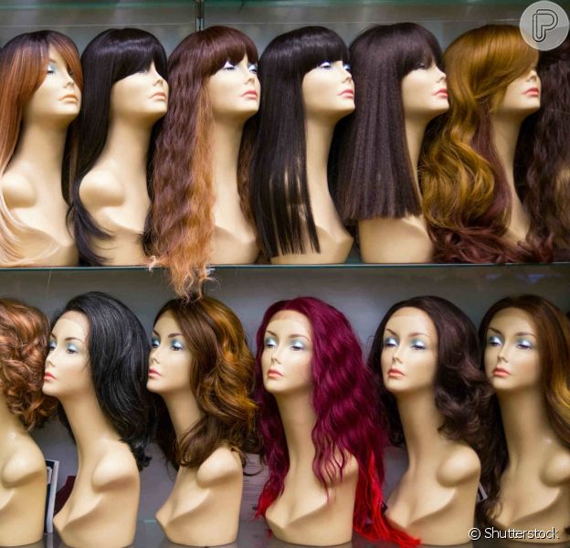 Peruca de cabelo humano ajuda mulheres com câncer após quimioterapia. Veja  como fazer! - Purepeople