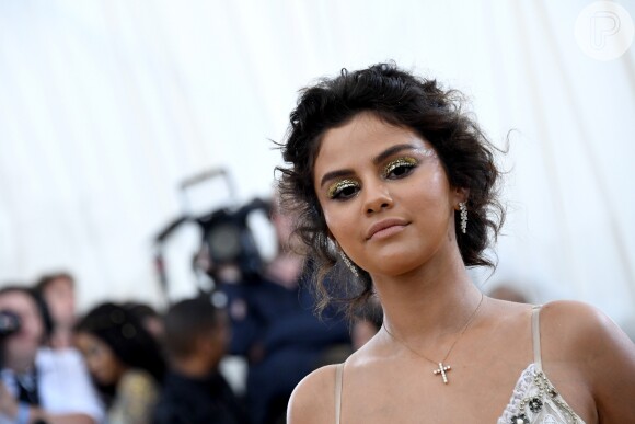 'Foi tão inesperado', revelou fonte ligada à Selena Gomez sobre casamento de Justin Bieber e Hailey Baldwin