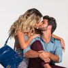 Giovanna Ewbank beija Bruno Gagliasso em campanha publicitária estrelada pelo casal