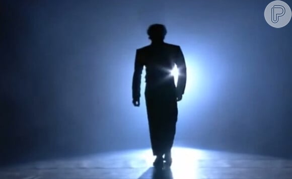 Michael Jackson provou porque merece o título de 'rei do pop' no ano de 1995