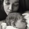 Bella, filha de Débora Nascimento e José Loreto, está com seis meses