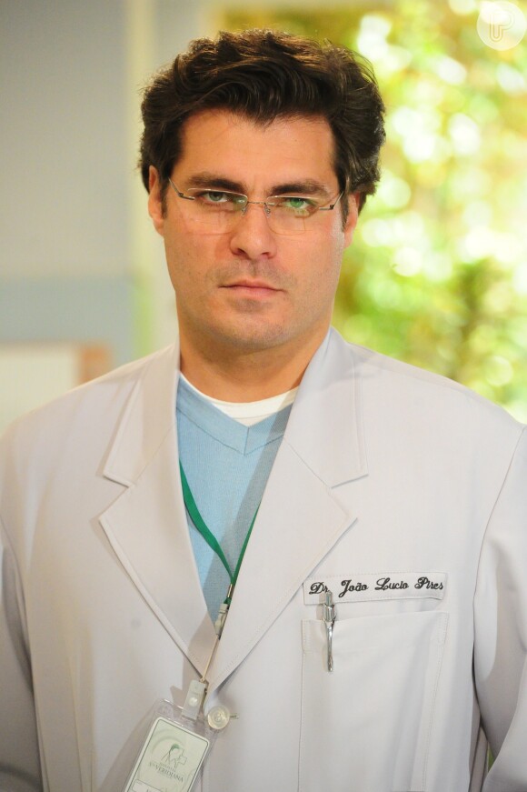 Thiago Lacerda também interpretou um médico em 'A Vida da Gente', em 2012