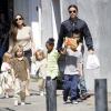 Pais de três filhos adotivos e três biológicos, Brad e Angelina Jolie podem estar esperando o sétimo bebê