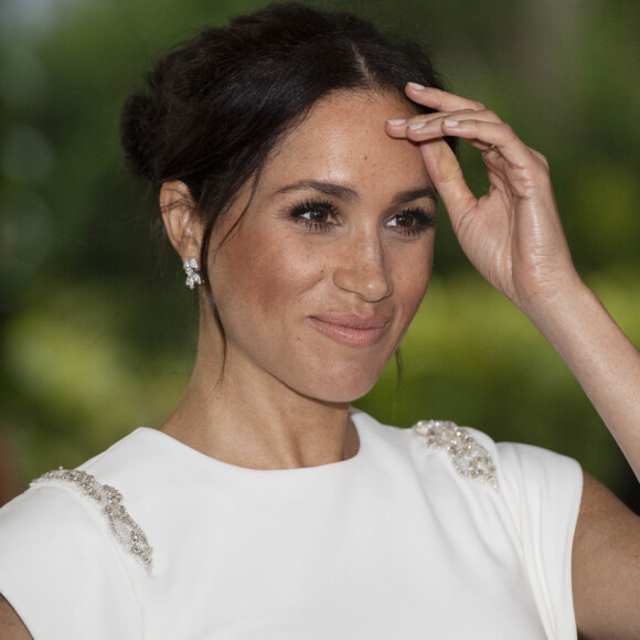Meghan Markle está grávida de três meses de príncipe Harry