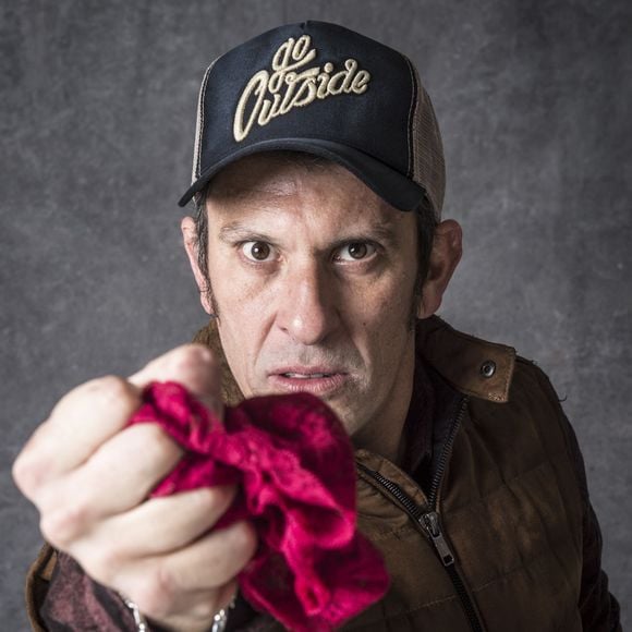 Milhem Cortaz vai viver um delegado que gosta de usar calcinha na hora do sexo