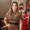 A atriz escolheu um vestido Fendi de tricô marrom para o evento da nova novela