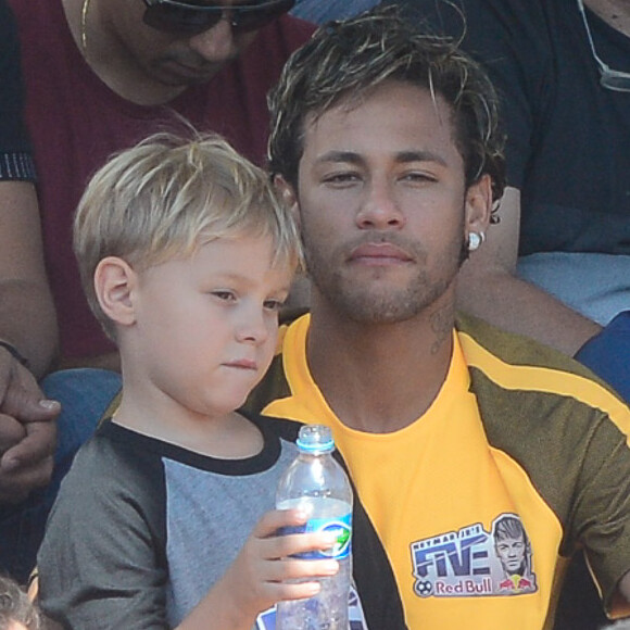 Neymar disse que os amigos de Davi Lucca não acreditam que ele era filho dele