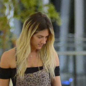 'Tá maquiando o papito?', perguntou Bruno Gagliasso para a filha, Títi