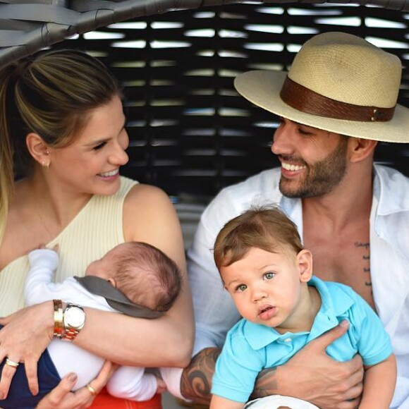 Gusttavo Lima descartou ter mais filhos com Andressa Suita: 'Dois está bom'