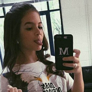Mel Maia ensinou truque para disfarçar barriga em foto: 'Dá aquela viradinha e encolhidinha para ficar com o corpo bonitinho para postar'