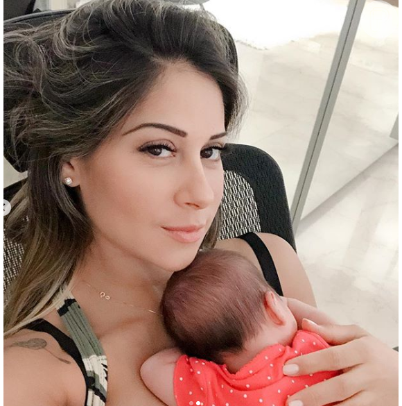 Mayra Cardi responde críticas por colocar música perto da filha, Sophia, em 5 de novembro d 2018