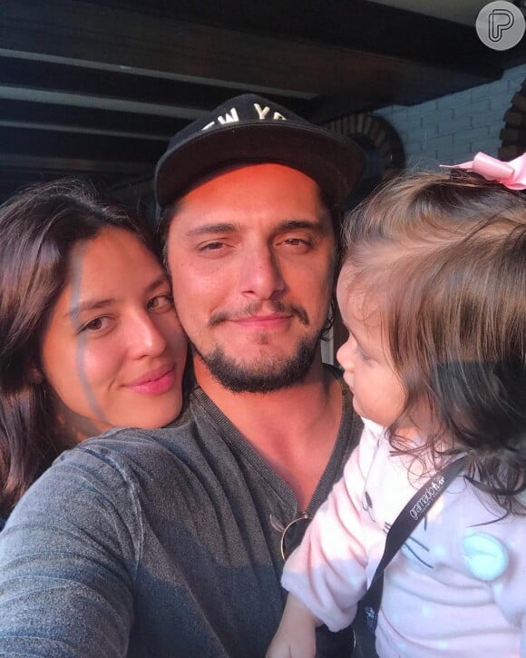 Filha de Bruno Gissoni e Yanna Lavigne, Madalena é sucesso no Instagram dos pais