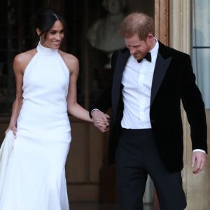 Vestido de casamento Meghan Markle ganhou réplica acessível: saiba o preço!