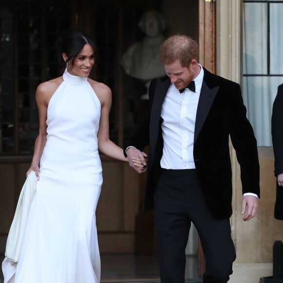 Vestido de casamento Meghan Markle ganhou réplica acessível: saiba o preço!