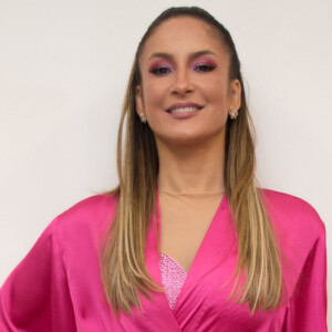 Mais cedo, Claudia Leitte se posicionou nas redes sociais e admitiu ter ficado constrangida com a abordagem de Silvio Santos