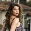 Isabel (Alinne Moraes) decide fazer DNA para provar que Priscila (Clara Galinari) é filha de Alain (João Vicente de Castro) nos próximos capítulos da novela "Espelho da Vida"