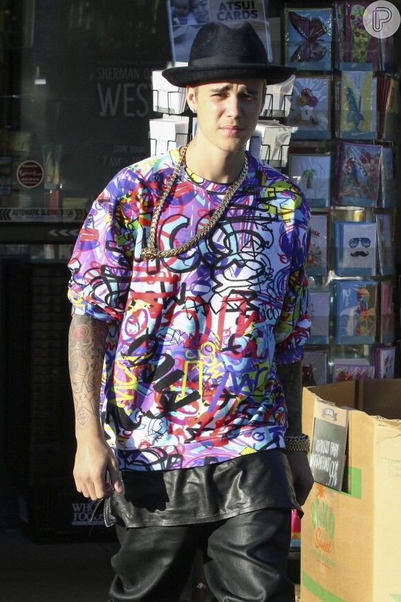 Justin Bieber spotted shopping at a Whole Foods Market in Los Angeles, CA, USA on July 21, 2014. Photo by Ramey Agency/ABACAPRESS.COM21/07/2014 - 