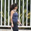 Vanessa Giácomo passeou com uma amiga pela orla da Barra da Tijuca, na Zona Oeste do Rio, nesta quarta-feira, 3 de setembro de 2014. Grávida de quatro meses de sua primeira menina, a atriz exibiu orgulhosa sua barriguinha