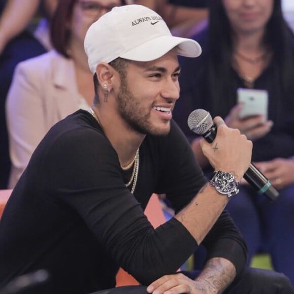 Neymar posta sobre evento beneficente com Marquezine e fãs fazem apelo nesta terça-feira, dia 27 de novembro de 2018