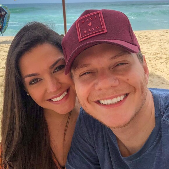 Thais Fersoza e Michel Teló estão no Rio de Janeiro e levaram os filhos à gravação do especial de Roberto Carlos