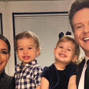 Thais Fersoza e os filhos, Melinda e Teodoro, também acompanharam Teló na final do 'The Voice Brasil'