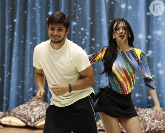 Bruno Gissoni ensaia para a repescagem do 'Dança dos Famosos', em 11 de setembro de 2014